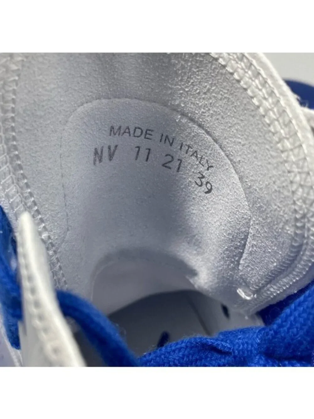 Dior SS B23 Blue Oblique High Top Sneakers Men’s EU 39/US 6 $1200.